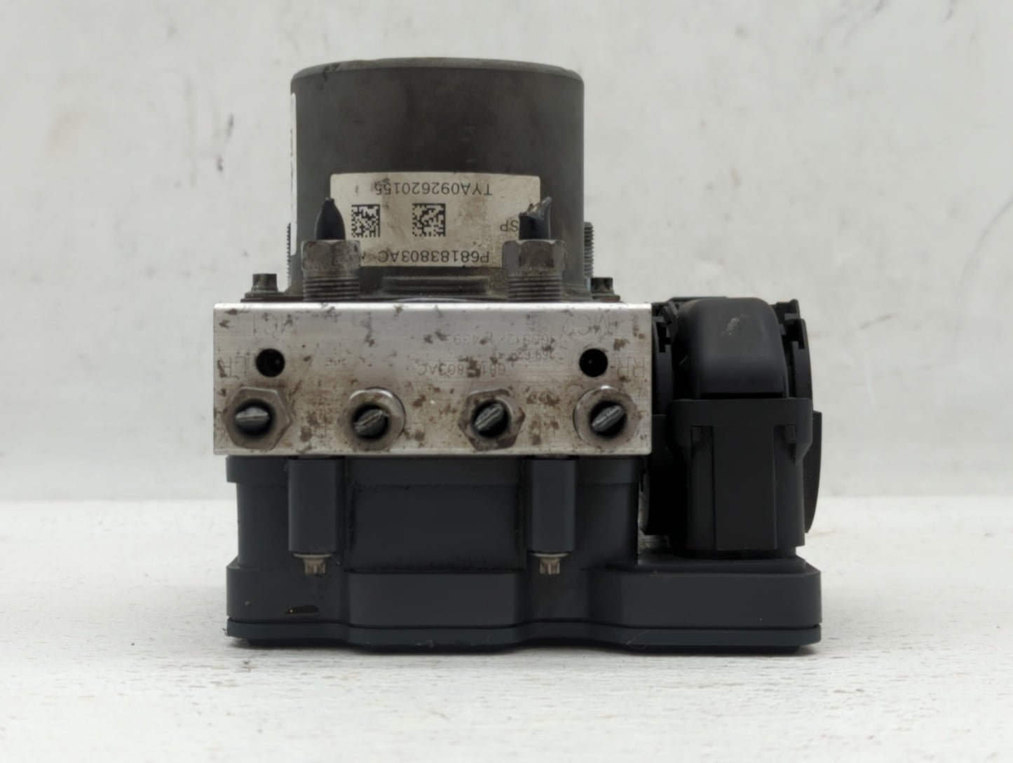 2016 Dodge Caravan ABS Pump Control Module Replacement P/N:P68183803AC Fits Fits 2015 2017 2018 2019 2020 OEM Used Auto Part