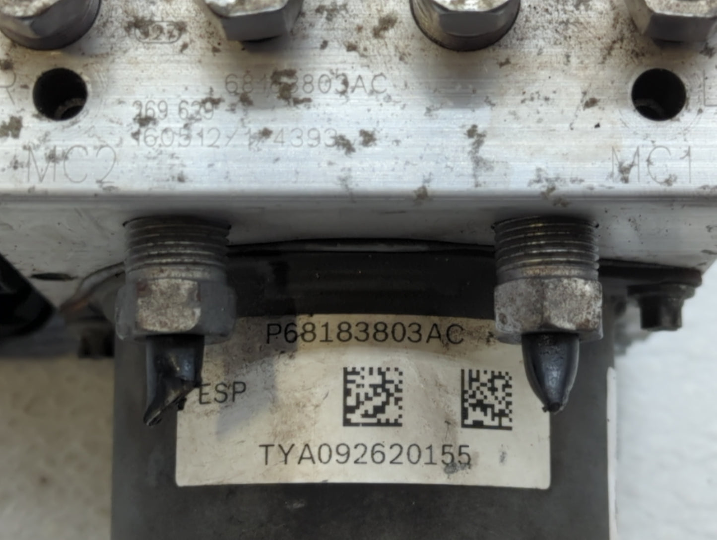 2016 Dodge Caravan ABS Pump Control Module Replacement P/N:P68183803AC Fits Fits 2015 2017 2018 2019 2020 OEM Used Auto Part