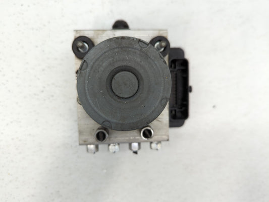 2016 Dodge Caravan ABS Pump Control Module Replacement P/N:68183803AC P68183803AC Fits Fits 2015 2017 2018 2019 2020 OEM Used Auto Parts