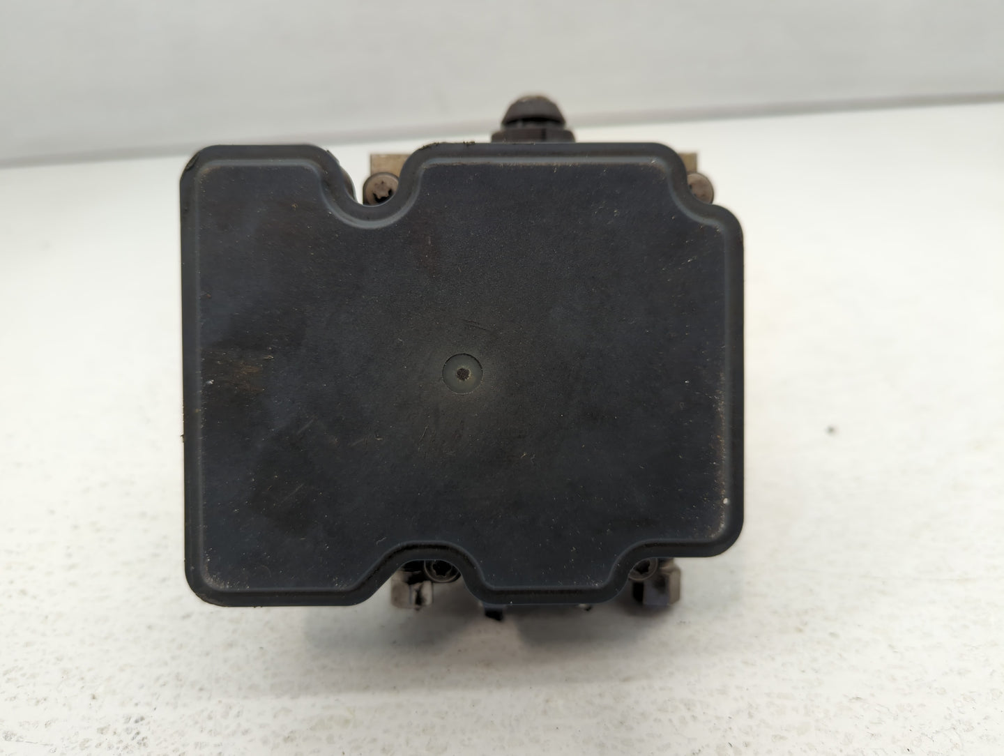 2016 Dodge Caravan ABS Pump Control Module Replacement P/N:68183803AC P68183803AC Fits Fits 2015 2017 2018 2019 2020 OEM Use