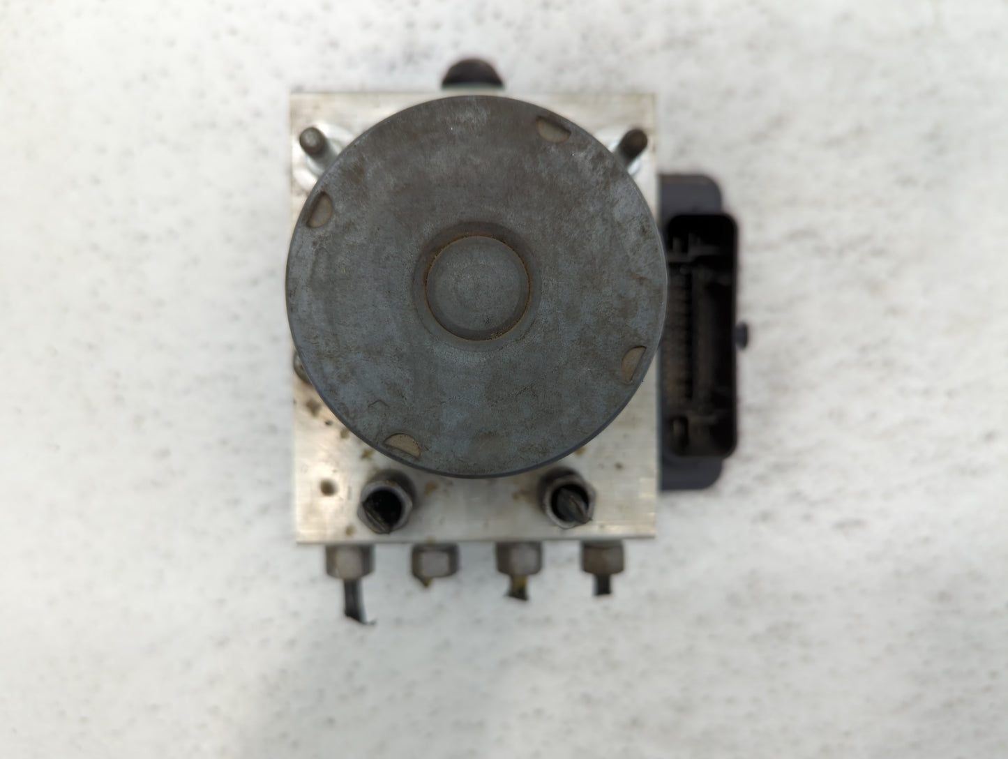 2016 Dodge Caravan ABS Pump Control Module Replacement P/N:P68183803AC Fits Fits 2015 2017 2018 2019 2020 OEM Used Auto Part