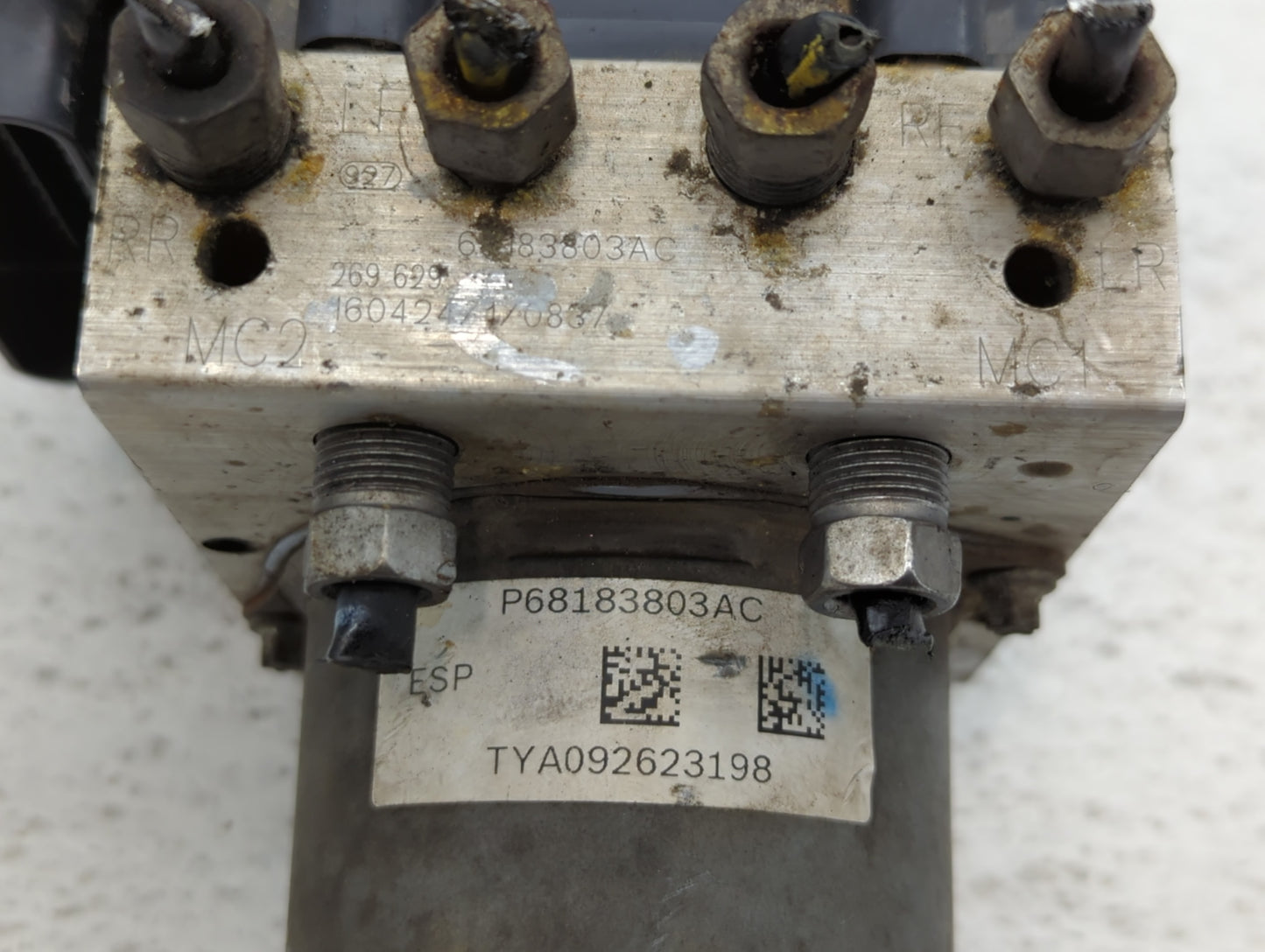 2016 Dodge Caravan ABS Pump Control Module Replacement P/N:P68183803AC Fits Fits 2015 2017 2018 2019 2020 OEM Used Auto Part