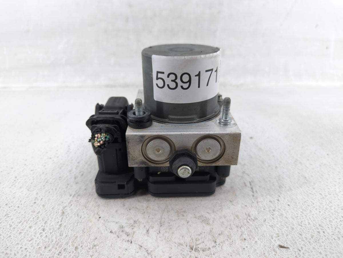 2016 Dodge Caravan Anti-Lock Brake ABS Pump Module Actuator OEM P/N:P68183803AC Fits Fits 2015 2017 2018 2019 2020 OEM Used 