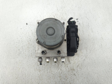 2016 Dodge Caravan ABS Pump Control Module Replacement P/N:P68183803AC Fits Fits 2015 2017 2018 2019 2020 OEM Used Auto Part