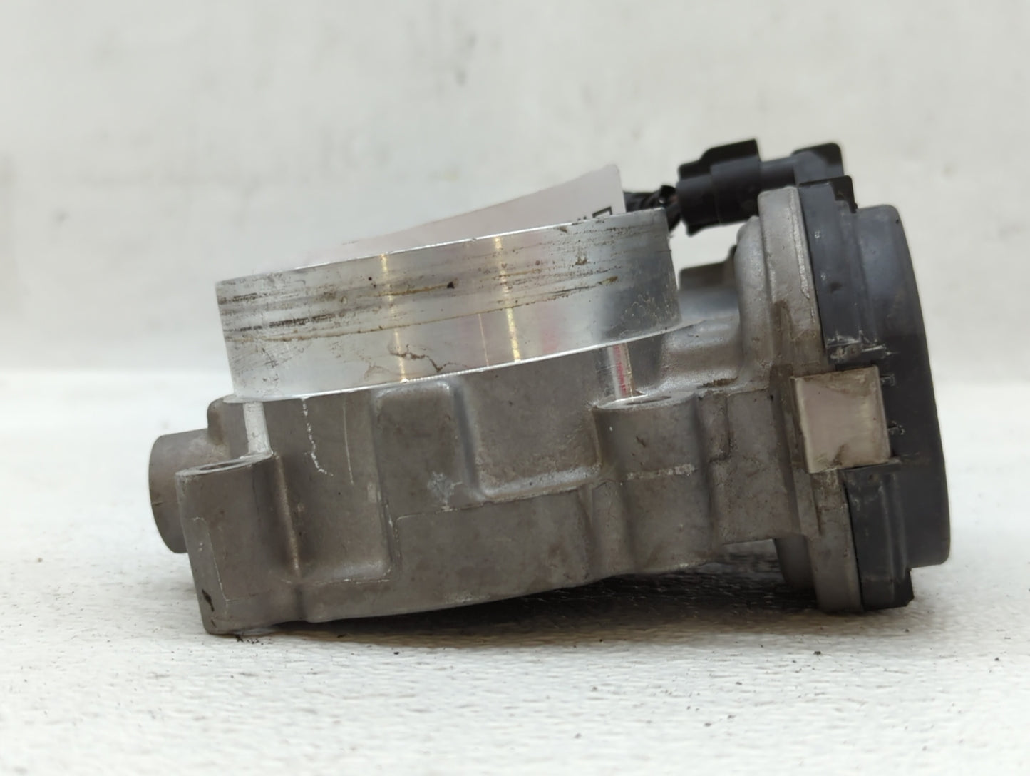 2016 Dodge Caravan Throttle Body P/N:05184349AC Fits Fits 2011 2012 2013 2014 2015 2017 2018 2019 2020 2021 2022 OEM Used Au