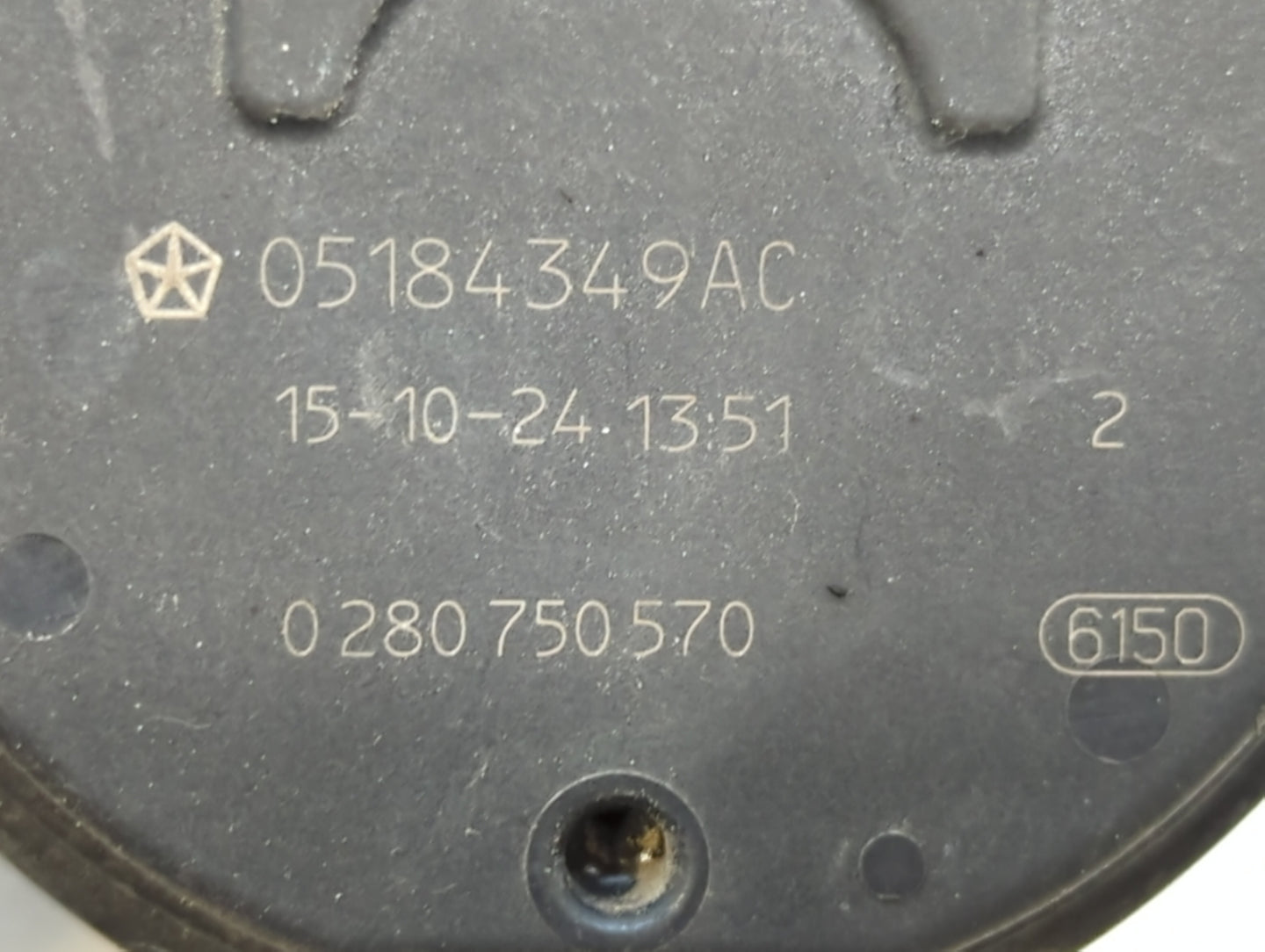 2016 Dodge Caravan Throttle Body P/N:05184349AC Fits Fits 2011 2012 2013 2014 2015 2017 2018 2019 2020 2021 2022 OEM Used Au