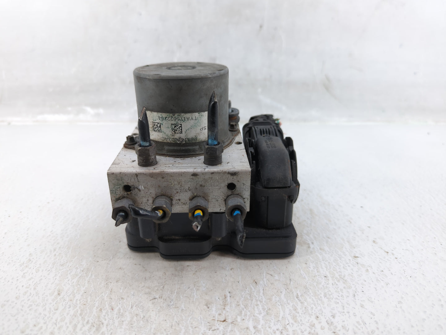 2016 Dodge Caravan ABS Pump Control Module Replacement P/N:P681 TYA175622294 Fits Fits 2015 2017 2018 2019 2020 OEM Used Aut