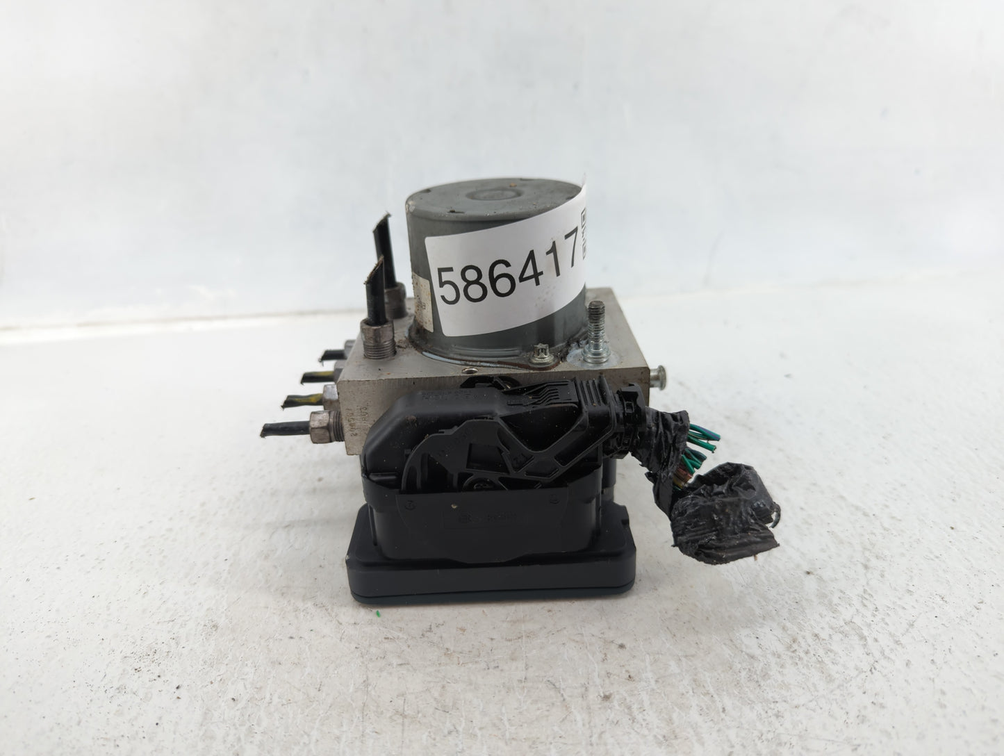 2016 Dodge Caravan ABS Pump Control Module Replacement P/N:P68183803AC Fits Fits 2015 2017 2018 2019 2020 OEM Used Auto Part