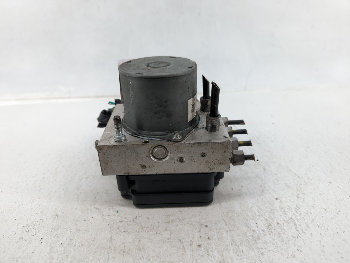 2016 Dodge Caravan Anti-Lock Brake ABS Pump Module Actuator OEM P/N:P68183803AC Fits Fits 2015 2017 2018 2019 2020 OEM Used 