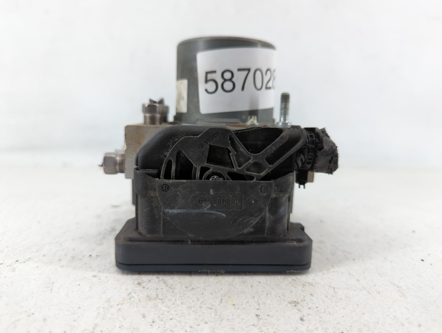 2016 Dodge Caravan ABS Pump Control Module Replacement P/N:P68183803AC Fits Fits 2015 2017 2018 2019 2020 OEM Used Auto Part