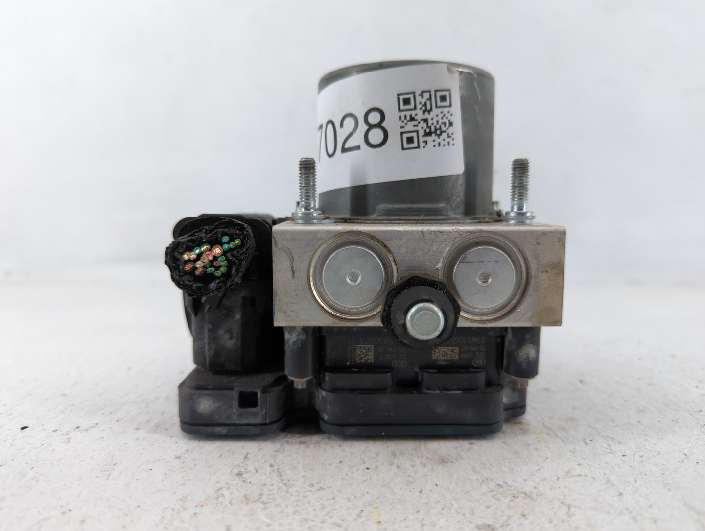 2016 Dodge Caravan ABS Pump Control Module Replacement P/N:P68183803AC Fits Fits 2015 2017 2018 2019 2020 OEM Used Auto Part