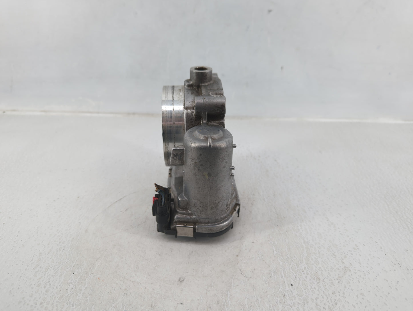 2016 Dodge Caravan Throttle Body P/N:05184349AC Fits Fits 2011 2012 2013 2014 2015 2017 2018 2019 2020 2021 2022 OEM Used Au