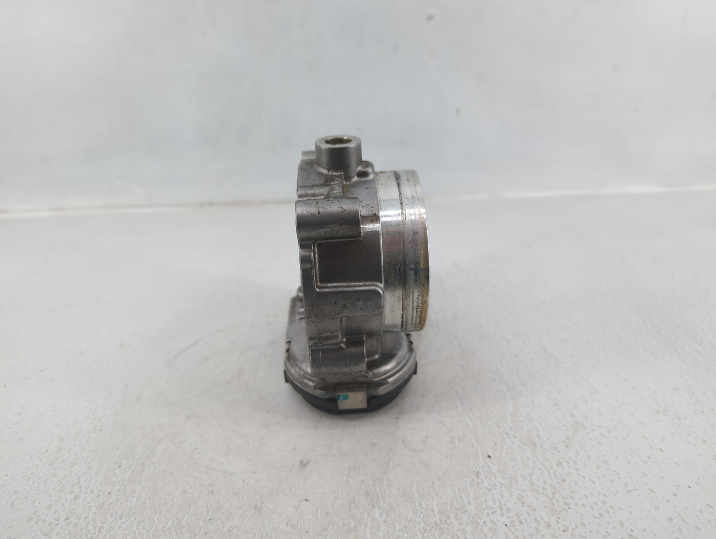 2016 Dodge Caravan Throttle Body P/N:05184349AC Fits Fits 2011 2012 2013 2014 2015 2017 2018 2019 2020 2021 2022 OEM Used Au