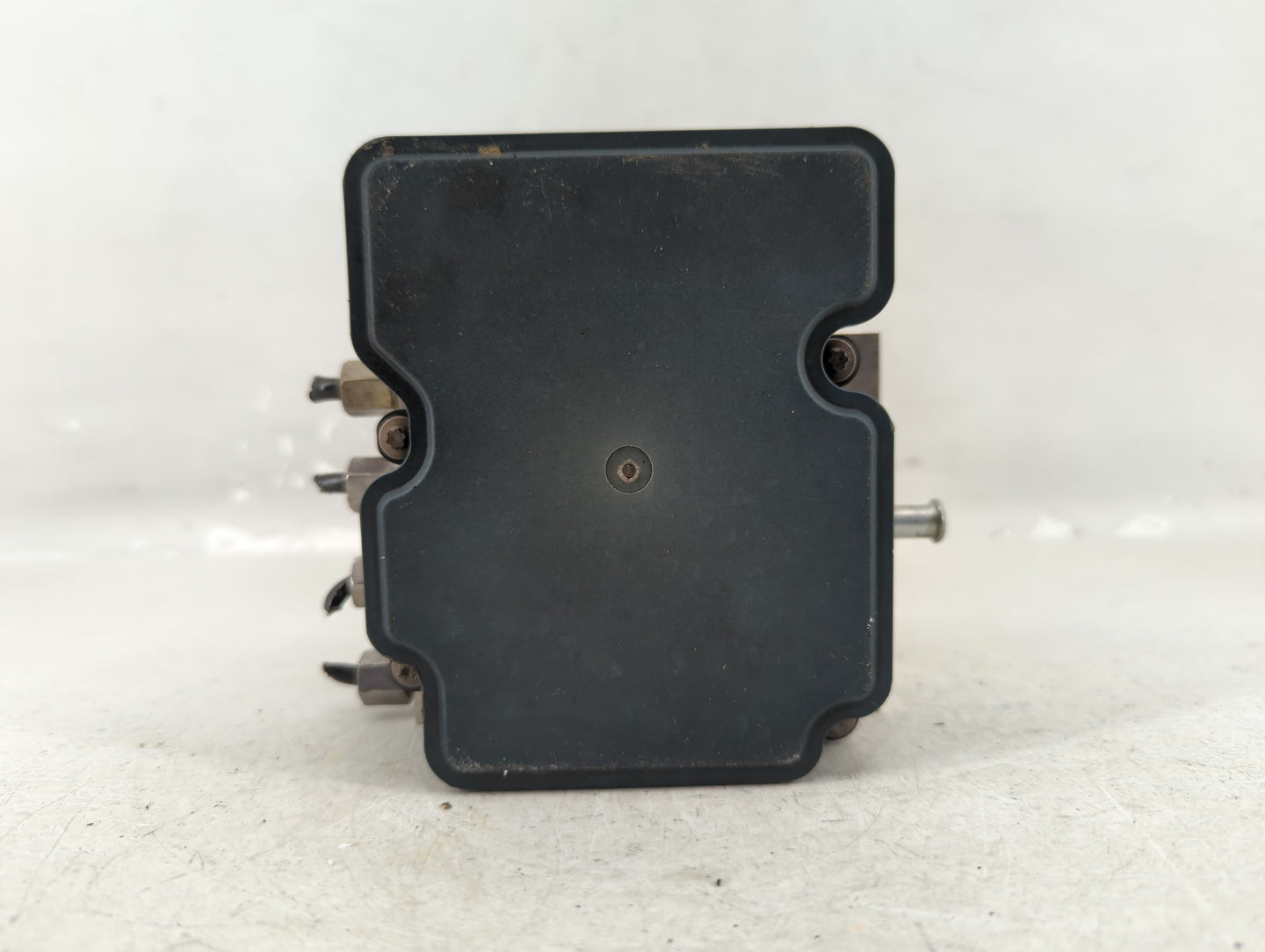 2016 Dodge Caravan ABS Pump Control Module Replacement P/N:P68183803AC Fits Fits 2015 2017 2018 2019 2020 OEM Used Auto Part