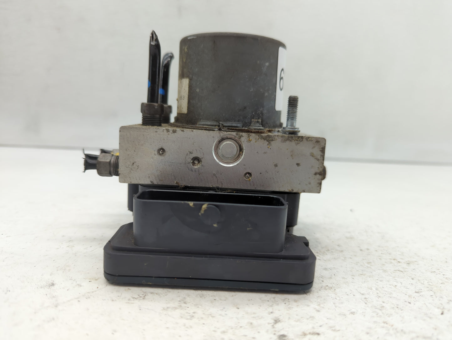 2016 Dodge Caravan ABS Pump Control Module Replacement P/N:P68183803AC Fits Fits 2015 2017 2018 2019 2020 OEM Used Auto Part