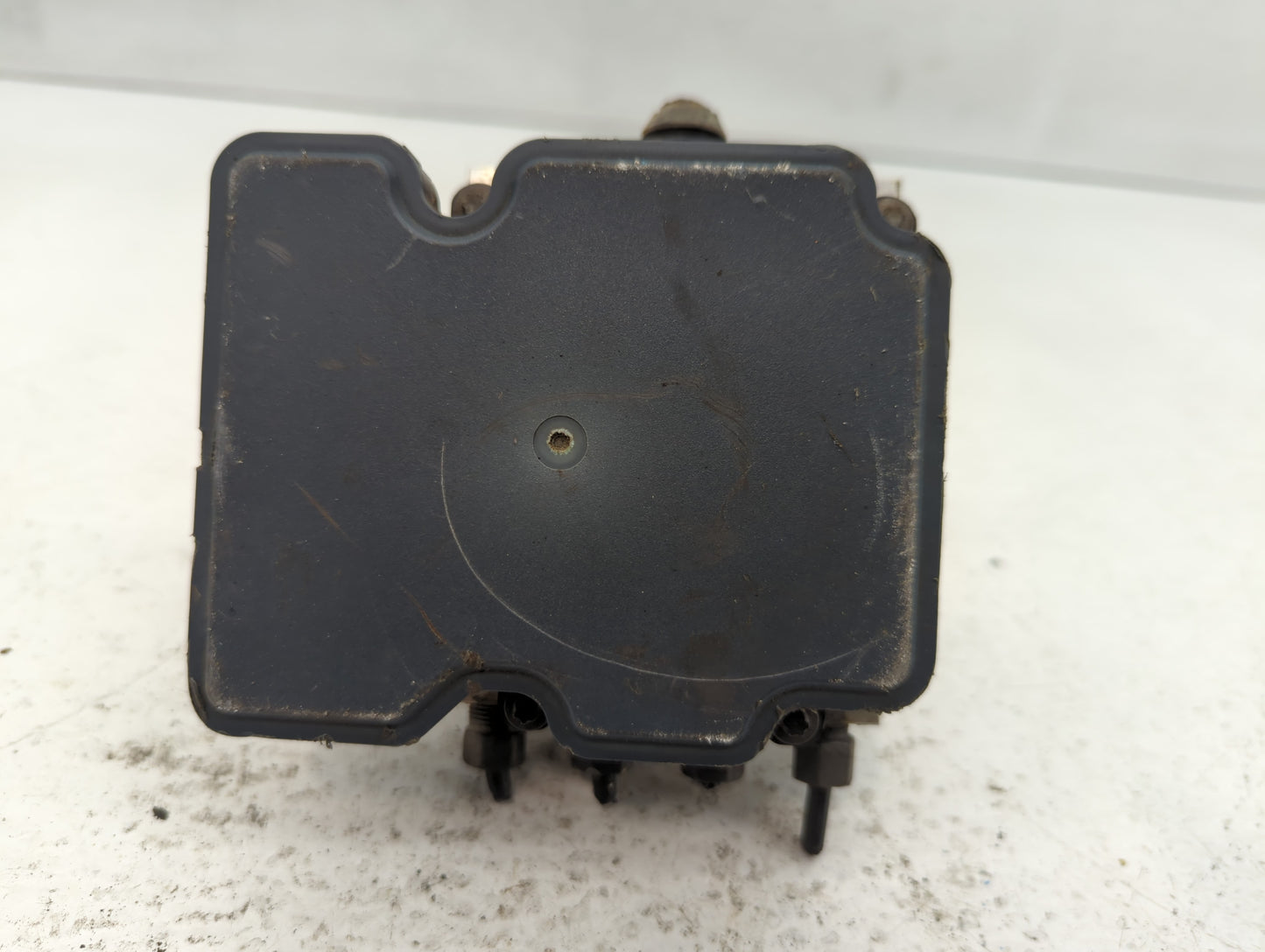 2016 Dodge Caravan ABS Pump Control Module Replacement P/N:P68183803AC Fits Fits 2015 2017 2018 2019 2020 OEM Used Auto Part