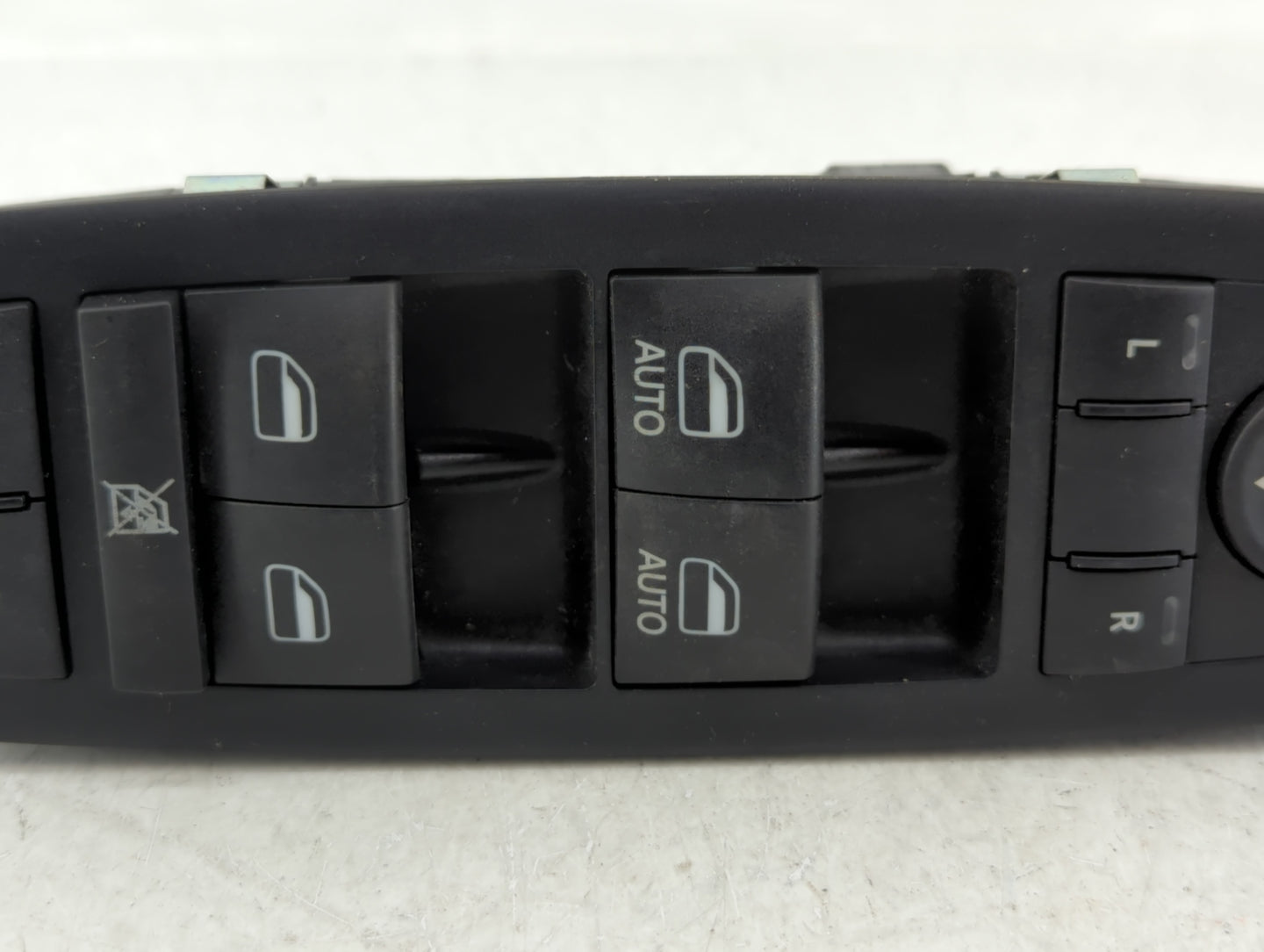 2016 Dodge Caravan Master Power Window Switch Replacement Driver Side Left P/N:68298871AA Fits OEM Used Auto Parts - Oemused