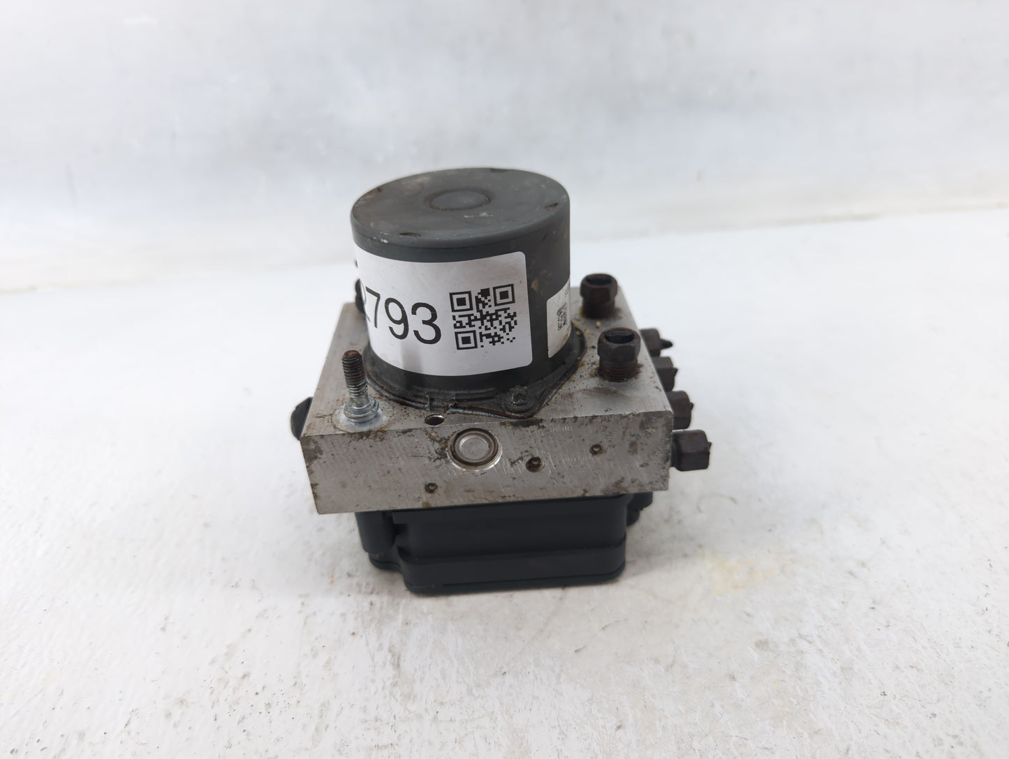 2016 Dodge Caravan ABS Pump Control Module Replacement P/N:P68183803AC Fits Fits 2015 2017 2018 2019 2020 OEM Used Auto Part