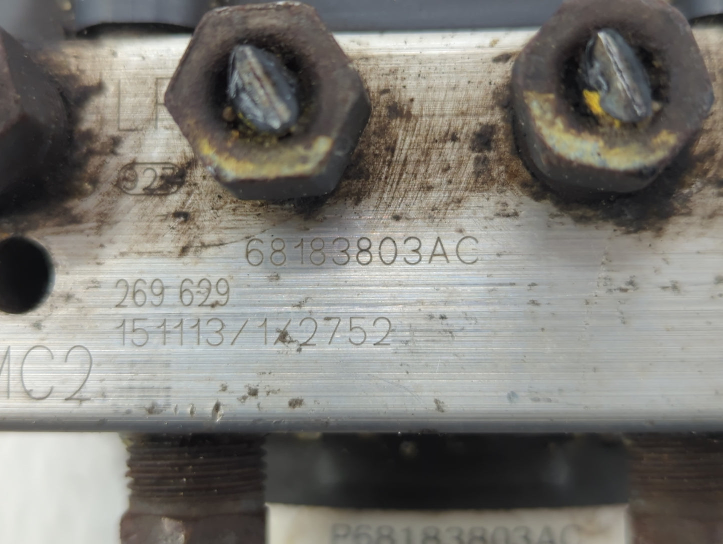 2016 Dodge Caravan ABS Pump Control Module Replacement P/N:P68183803AC Fits Fits 2015 2017 2018 2019 2020 OEM Used Auto Part