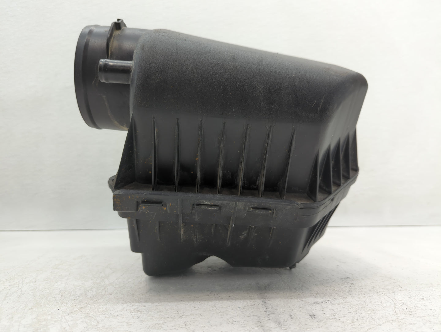 Dodge Caravan Air Cleaner Intake-duct Hose Tube - Oemusedautoparts1.com