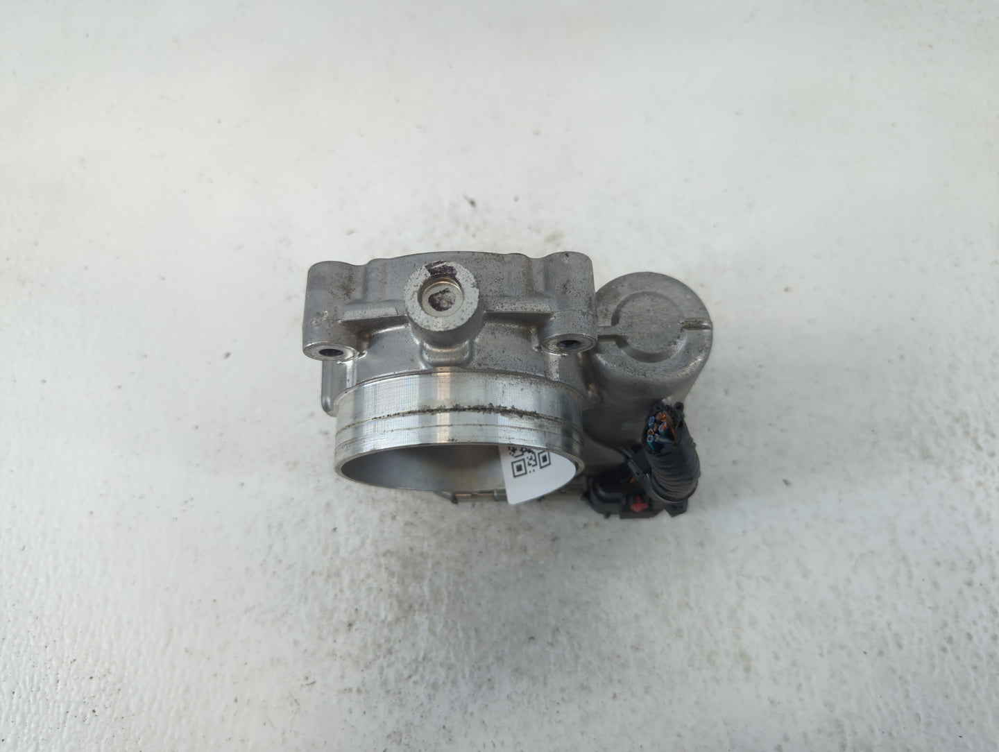 2016 Dodge Caravan Throttle Body P/N:05184349AC Fits Fits 2011 2012 2013 2014 2015 2017 2018 2019 2020 2021 2022 OEM Used Au