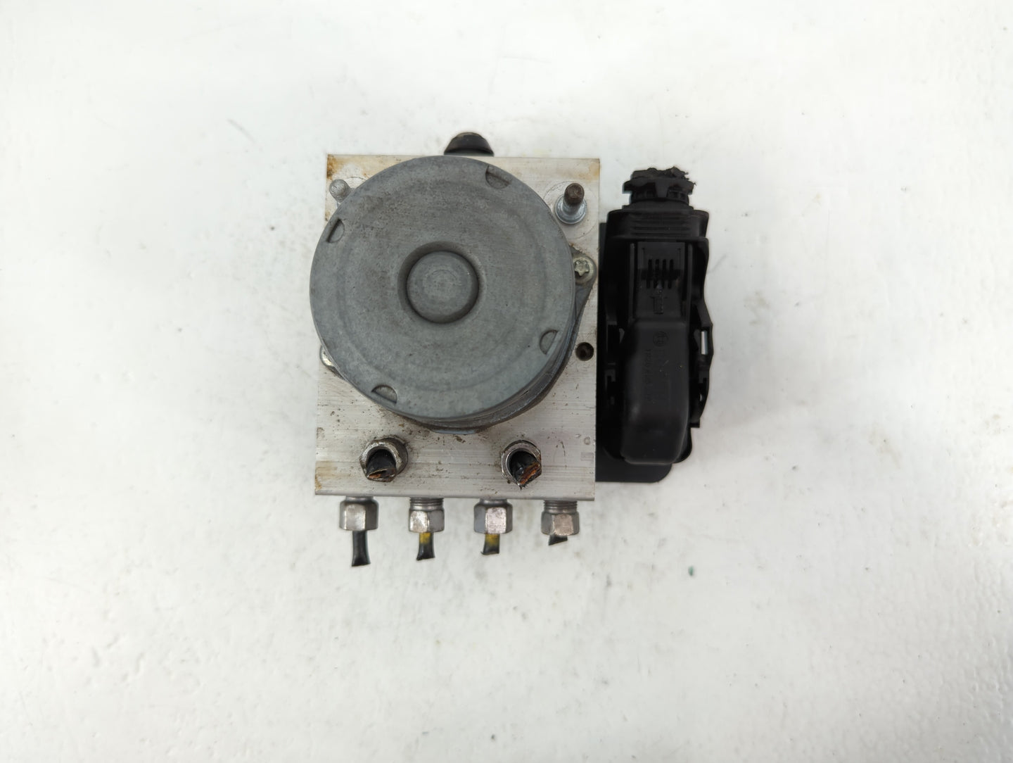 2016 Dodge Caravan ABS Pump Control Module Replacement P/N:P68183803AC Fits Fits 2015 2017 2018 2019 2020 OEM Used Auto Part