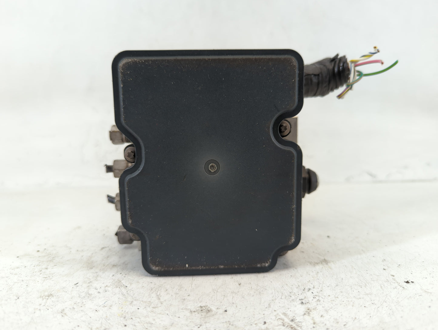 2016 Dodge Caravan ABS Pump Control Module Replacement P/N:P68183803AC Fits Fits 2015 2017 2018 2019 2020 OEM Used Auto Part