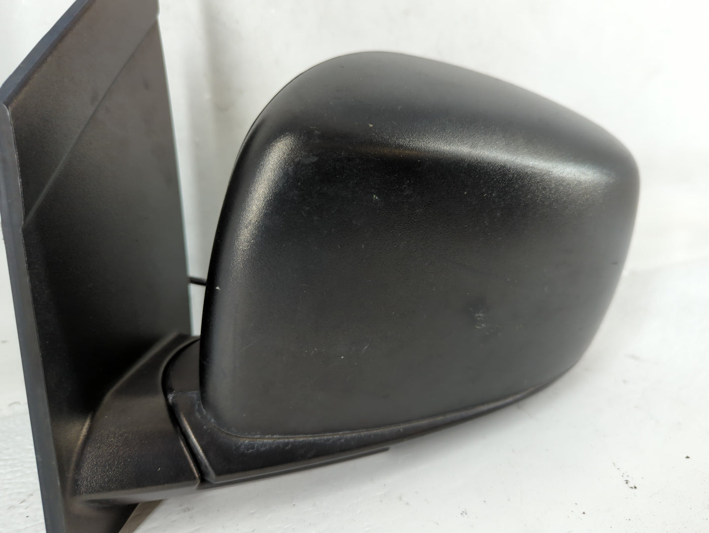 2016 Dodge Caravan Driver Side View Mirror - Left Door Mirror OEM Used - Oemusedautoparts1.com