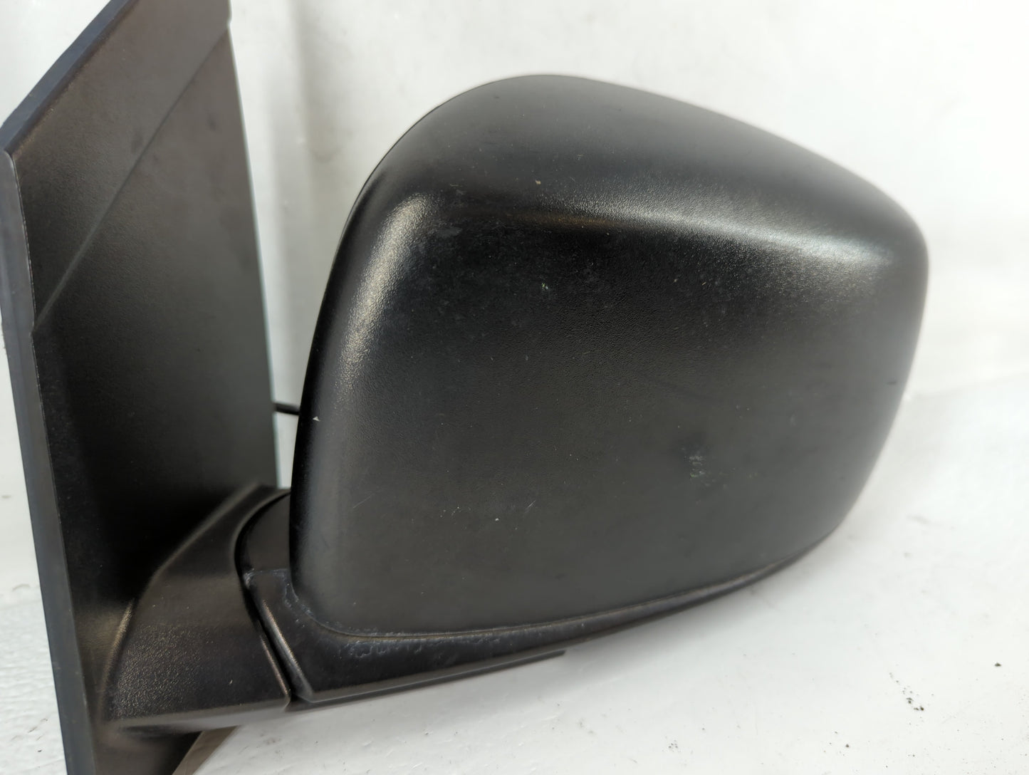 2016 Dodge Caravan Driver Side View Mirror - Left Door Mirror OEM Used - Oemusedautoparts1.com