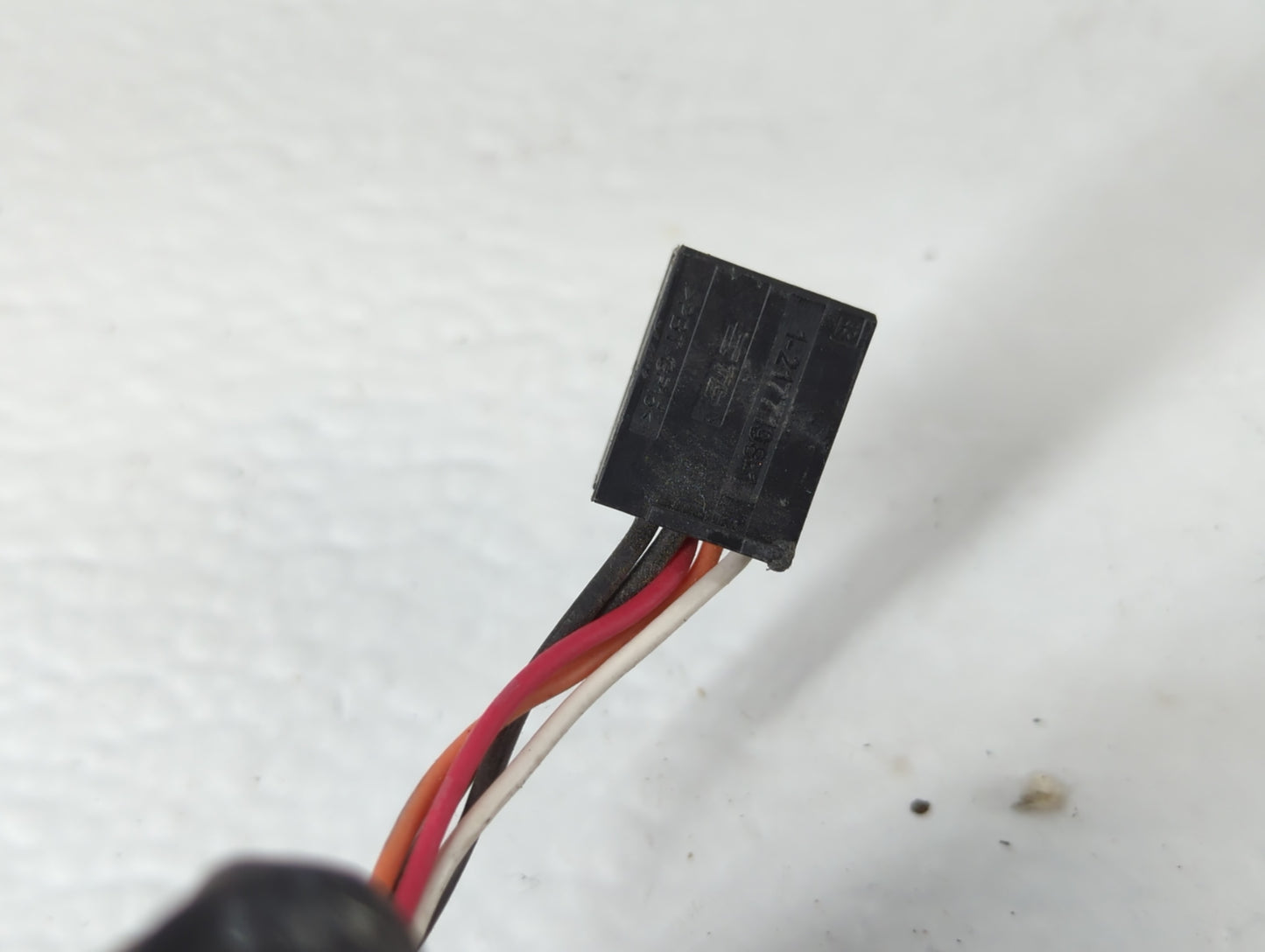 2016 Dodge Caravan Driver Side View Mirror - Left Door Mirror OEM Used - Oemusedautoparts1.com