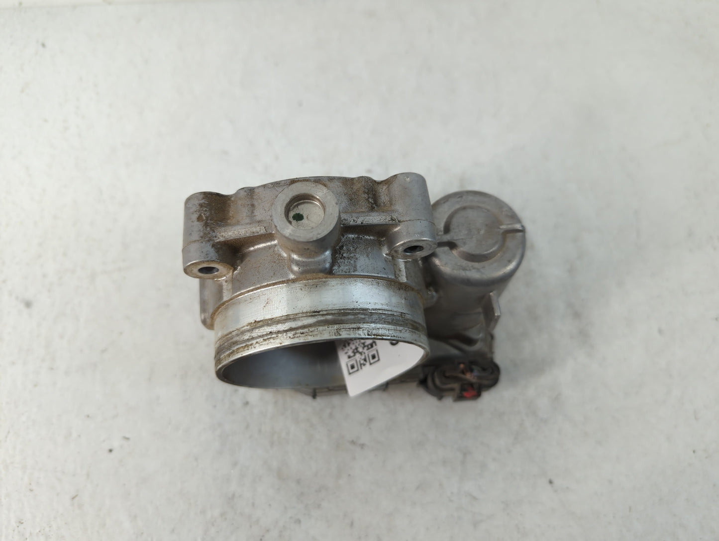 2016 Dodge Caravan Throttle Body P/N:05184349AC Fits Fits 2011 2012 2013 2014 2015 2017 2018 2019 2020 2021 2022 OEM Used Au