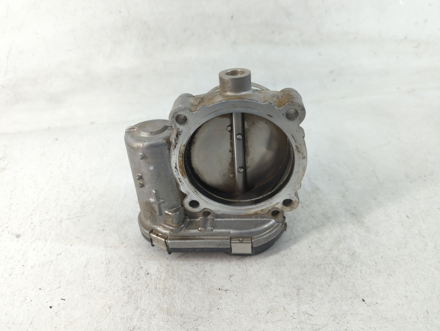 2016 Dodge Caravan Throttle Body P/N:05184349AC Fits Fits 2011 2012 2013 2014 2015 2017 2018 2019 2020 2021 2022 OEM Used Au
