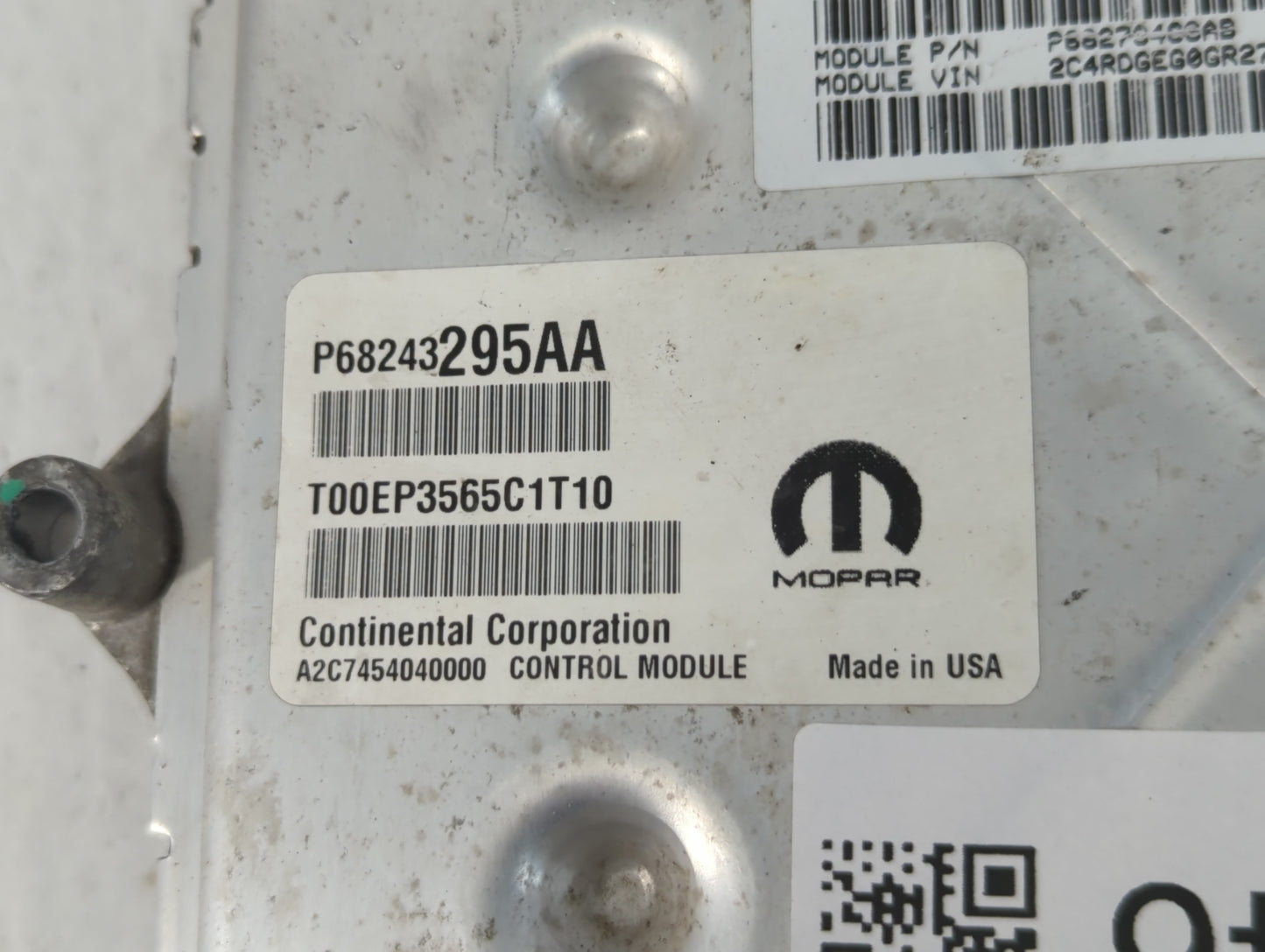 2016 Dodge Caravan PCM Engine Control Computer ECU ECM PCU OEM P/N:P6827040GAS Fits Fits 2017 2018 2019 2020 OEM Used Auto P