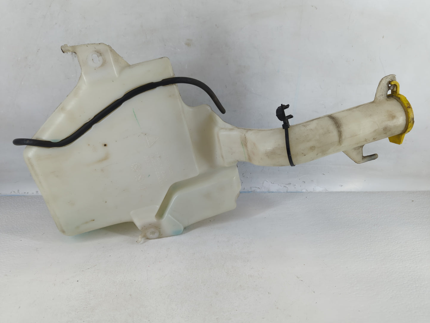 Dodge Caravan Windshield Washer Fluid Reservoir Bottle Oem - Oemusedautoparts1.com