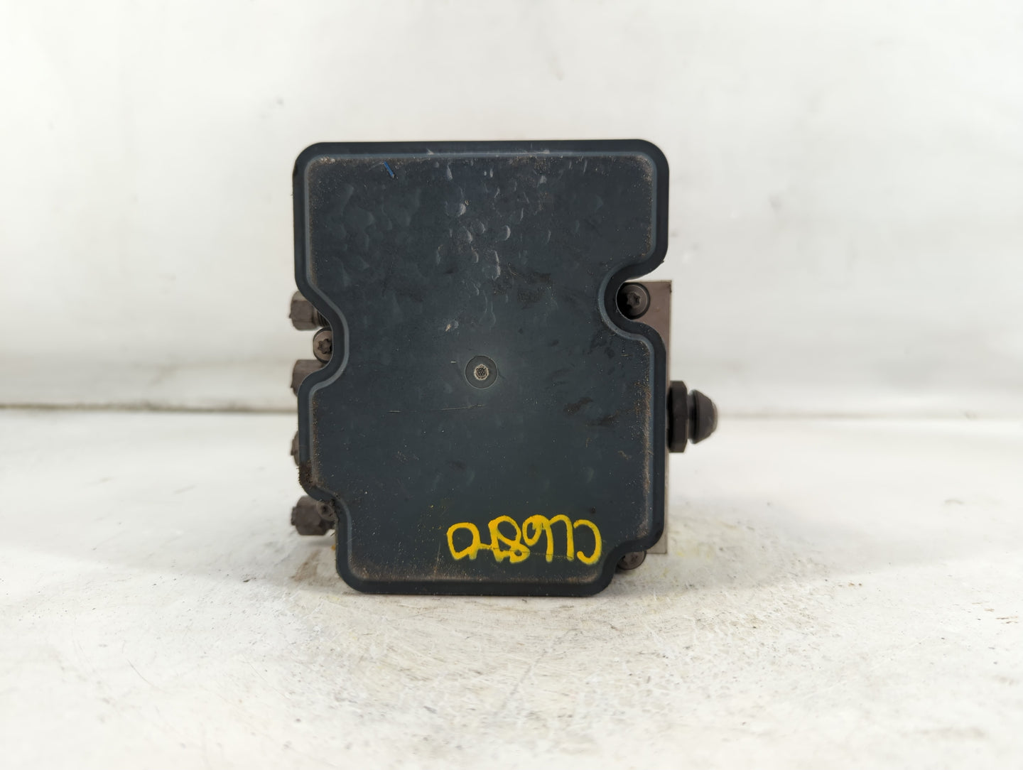 2016 Dodge Caravan ABS Pump Control Module Replacement P/N:P68183803AC Fits Fits 2015 2017 2018 2019 2020 OEM Used Auto Part