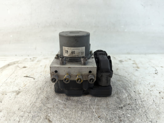 2016 Dodge Caravan ABS Pump Control Module Replacement P/N:P68183803AC Fits Fits 2015 2017 2018 2019 2020 OEM Used Auto Part