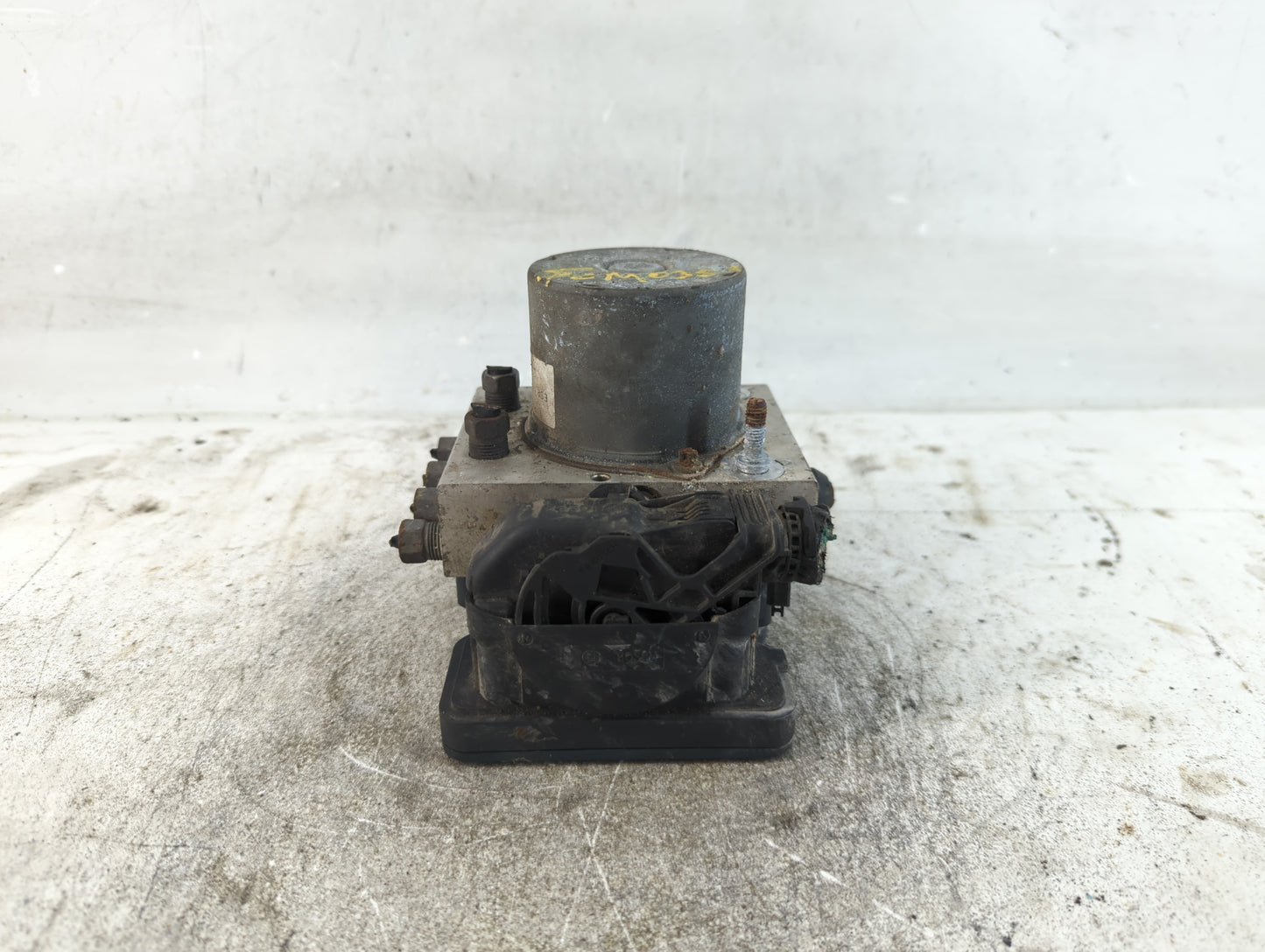 2016 Dodge Caravan ABS Pump Control Module Replacement P/N:P68183803AC Fits Fits 2015 2017 2018 2019 2020 OEM Used Auto Part