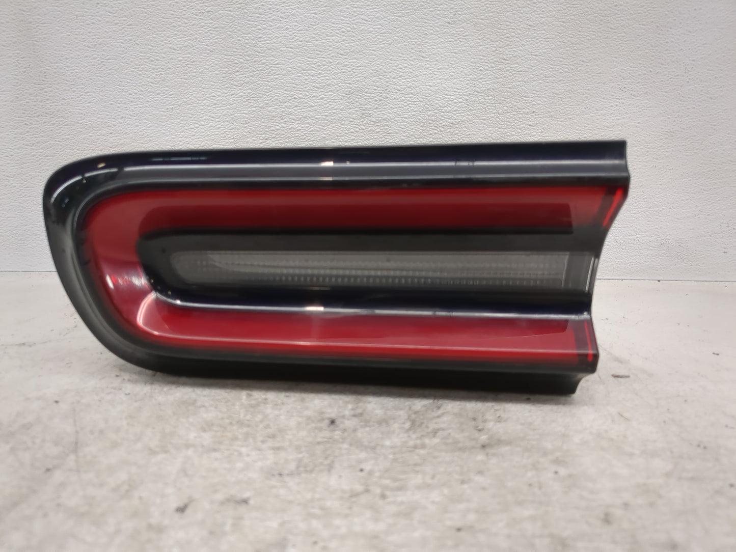 2015-2022 Dodge Challenger Tail Light Assembly Passenger Right OEM P/N:68174068-AC Fits OEM Used Auto Parts - Oemusedautopar