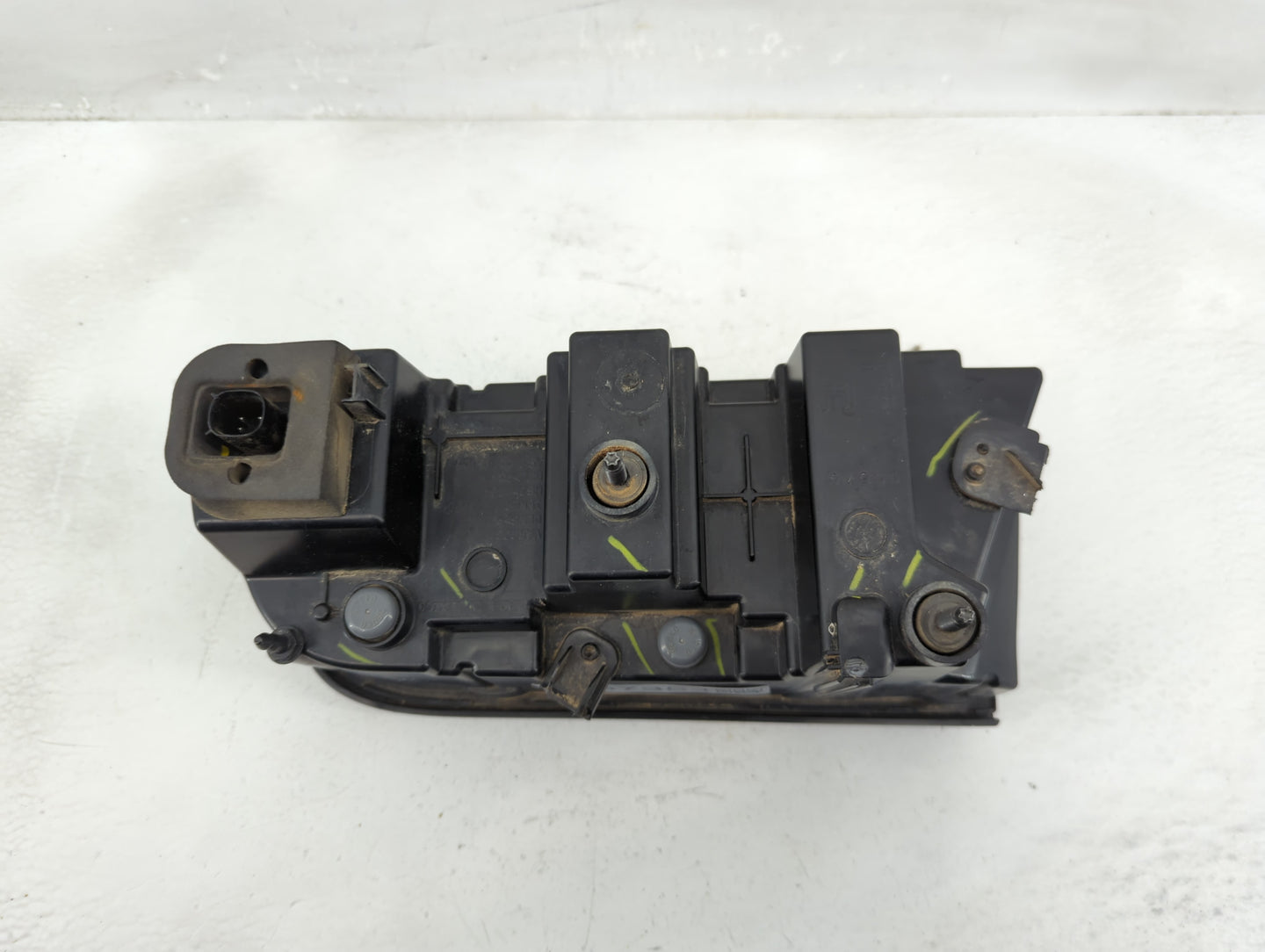 2015-2022 Dodge Challenger Tail Light Assembly Driver Left OEM P/N:68174069-AC Fits Fits 2015 2016 2017 2018 2019 2020 2021 