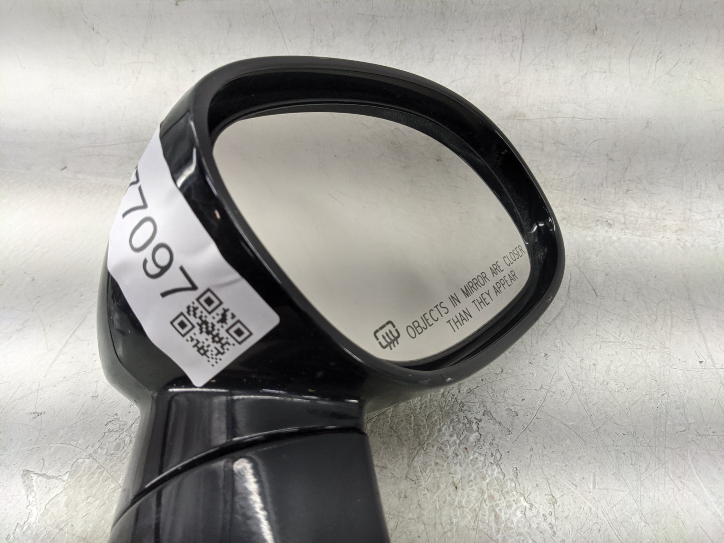 2015-2019 Dodge Challenger Driver Side View Mirror - Left Door Mirror OEM Used - Oemusedautoparts1.com