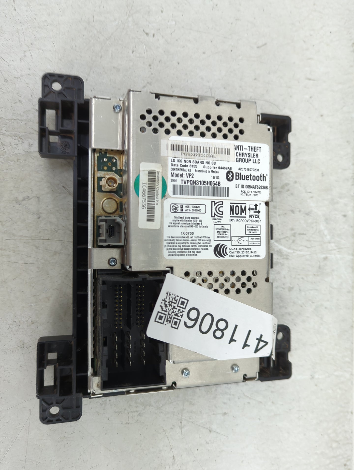 2015-2016 Dodge Challenger Radio AM FM Cd Player Receiver Replacement P/N:68269532AE Fits Fits 2015 2016 OEM Used Auto Parts