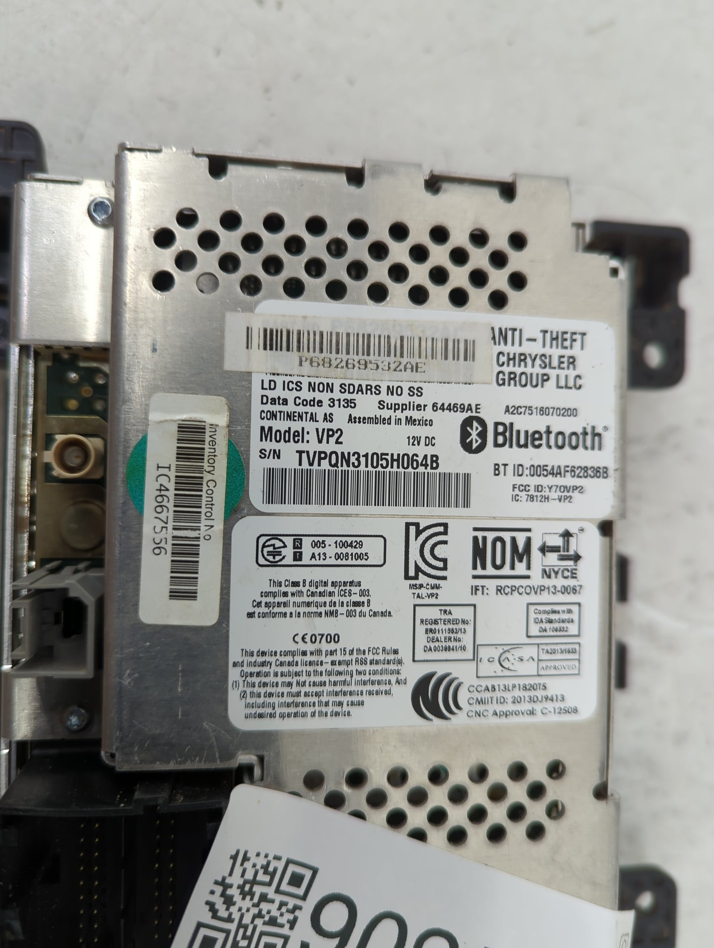 2015-2016 Dodge Challenger Radio AM FM Cd Player Receiver Replacement P/N:68269532AE Fits Fits 2015 2016 OEM Used Auto Parts