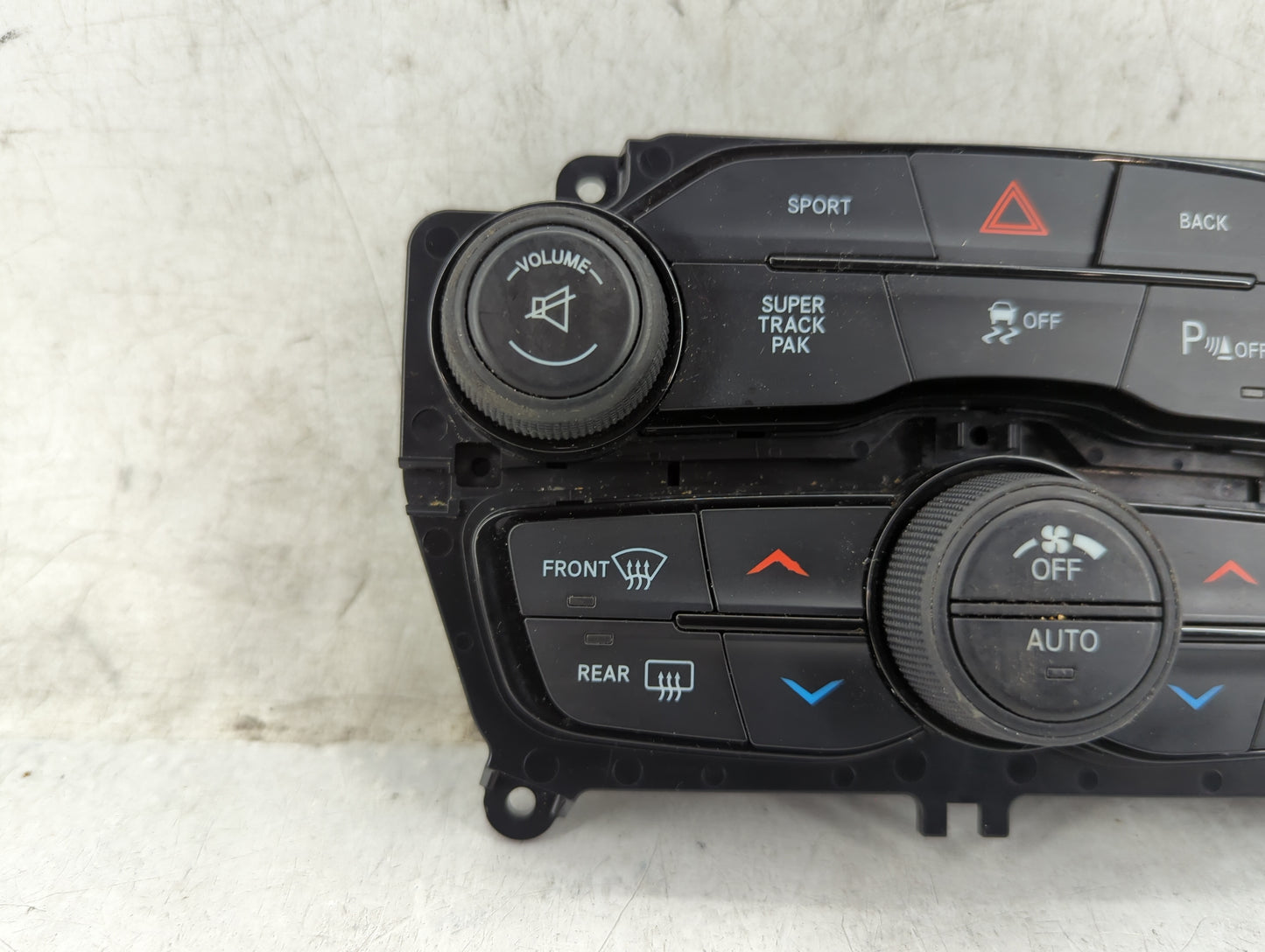 2015-2016 Dodge Challenger Climate Control Module Temperature AC/Heater Replacement P/N:68184927AB 5PG702XCAD Fits Fits 2015