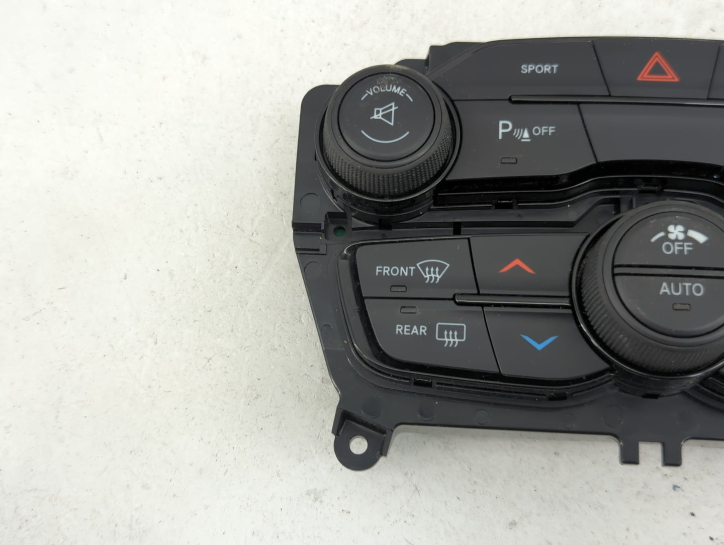 2015-2016 Dodge Challenger Climate Control Module Temperature AC/Heater Replacement P/N:5PG682XGAE 68188878AB Fits Fits 2015