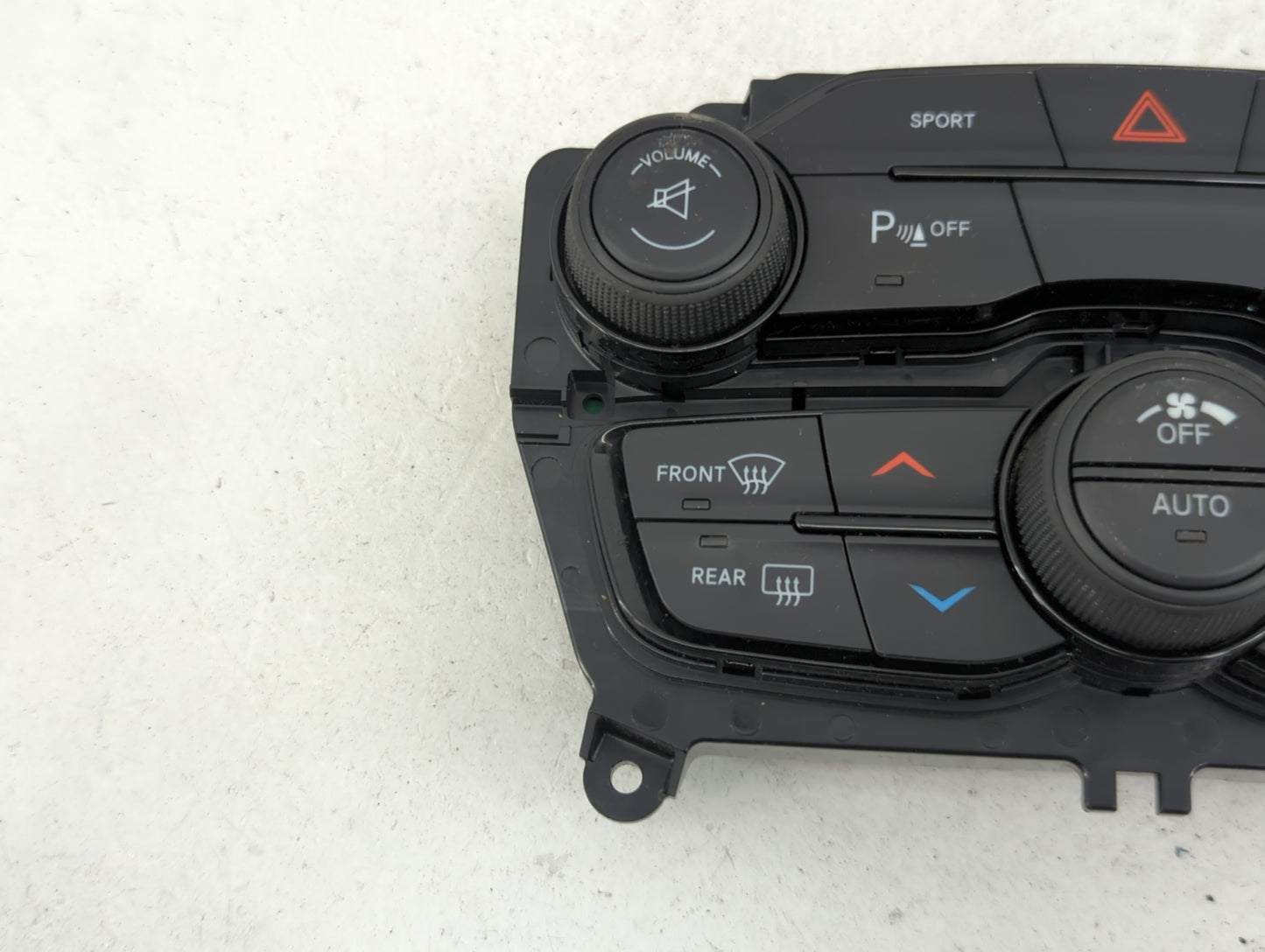 2015-2016 Dodge Challenger Climate Control Module Temperature AC/Heater Replacement P/N:5PG682XGAE 68188878AB Fits Fits 2015
