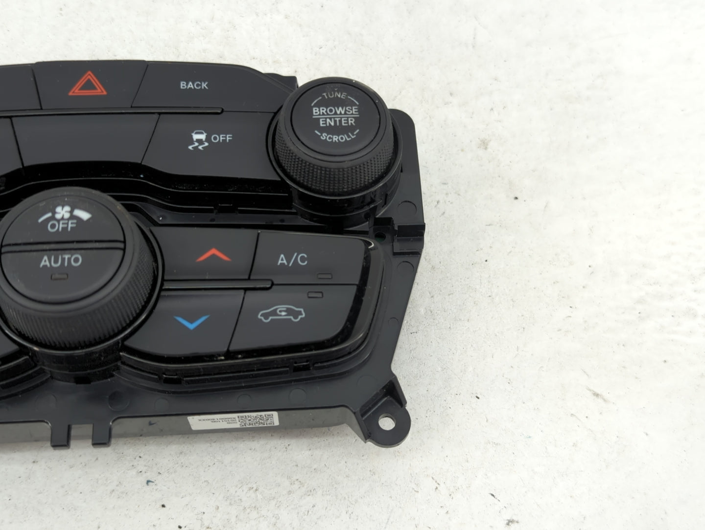 2015-2016 Dodge Challenger Climate Control Module Temperature AC/Heater Replacement P/N:5PG682XGAE 68188878AB Fits Fits 2015
