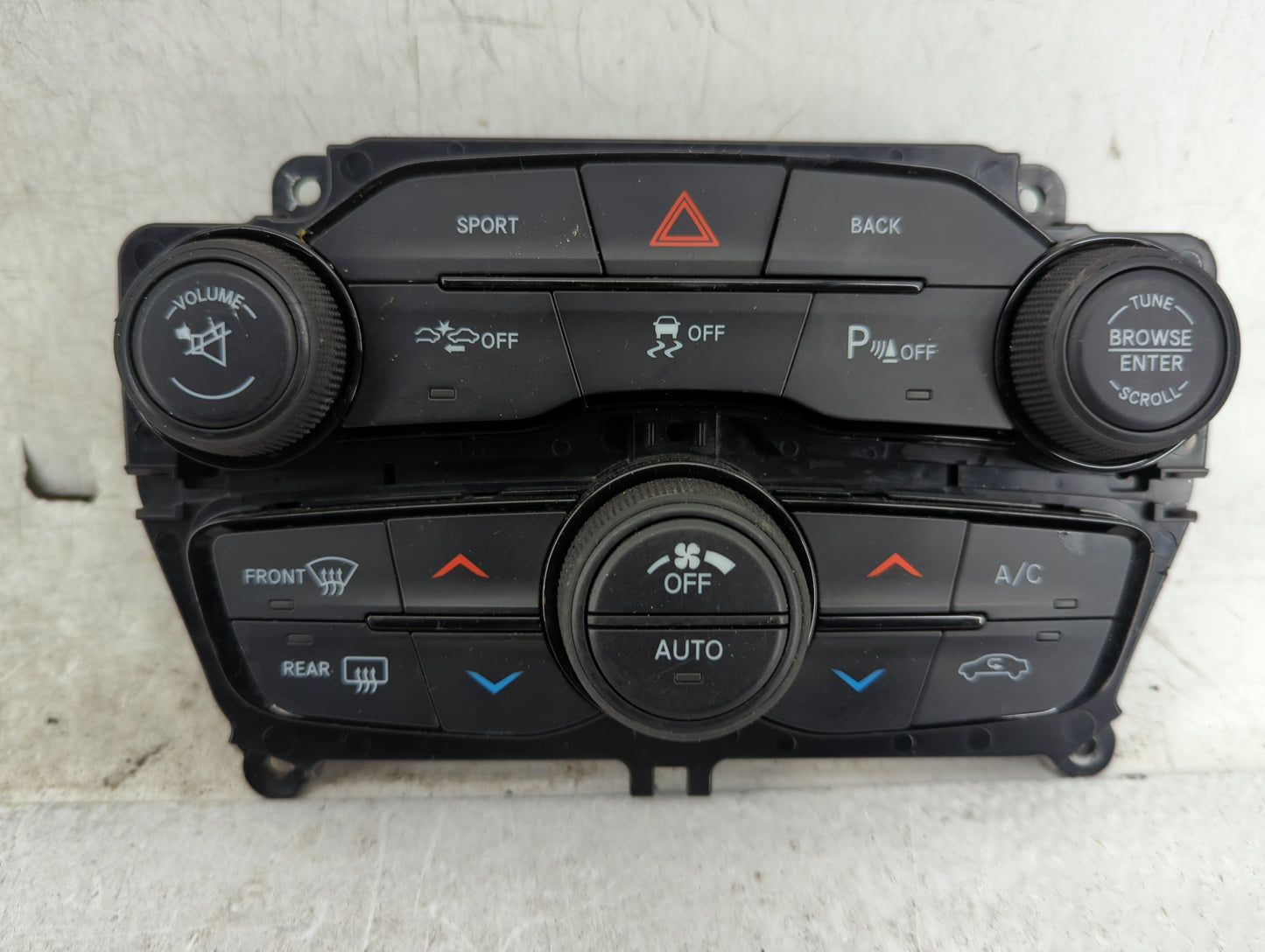 2015-2016 Dodge Challenger Climate Control Module Temperature AC/Heater Replacement P/N:5PG702XCAD 68188877AB Fits Fits 2015