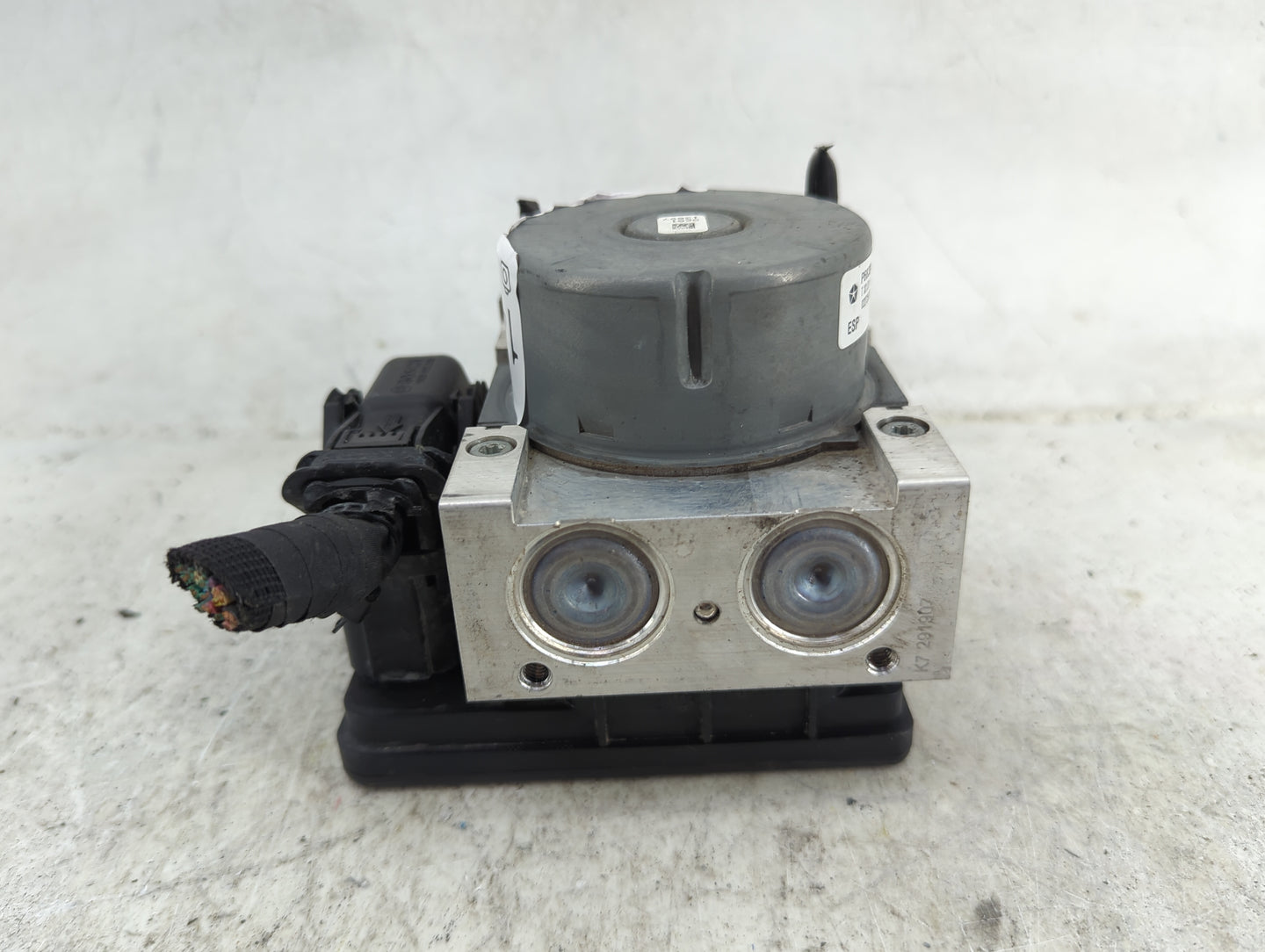 2018-2022 Dodge Challenger ABS Pump Control Module Replacement P/N:P68394697AD 25.0220-1202.4 Fits Fits 2018 2019 2020 2021 