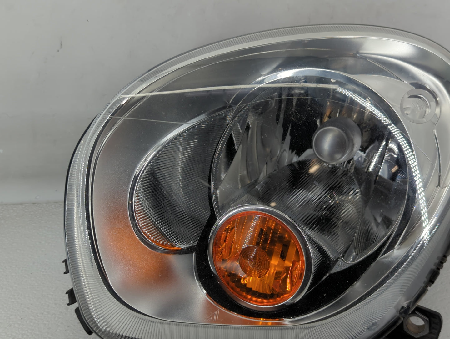 2015-2022 Dodge Challenger Passenger Right Oem Head Light Headlight Lamp - Oemusedautoparts1.com