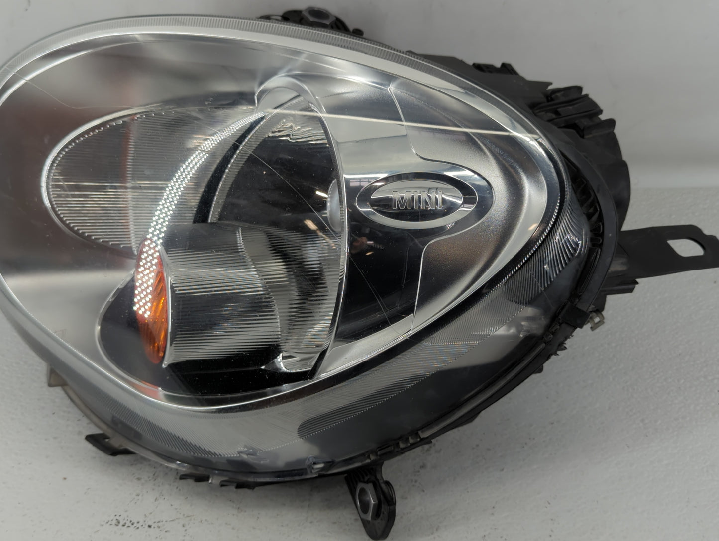 2015-2022 Dodge Challenger Passenger Right Oem Head Light Headlight Lamp - Oemusedautoparts1.com